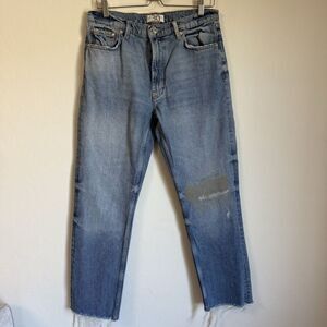 We The Free Vixen Cigarette Straight High Waisted Light Blue Distressed Jeans 30